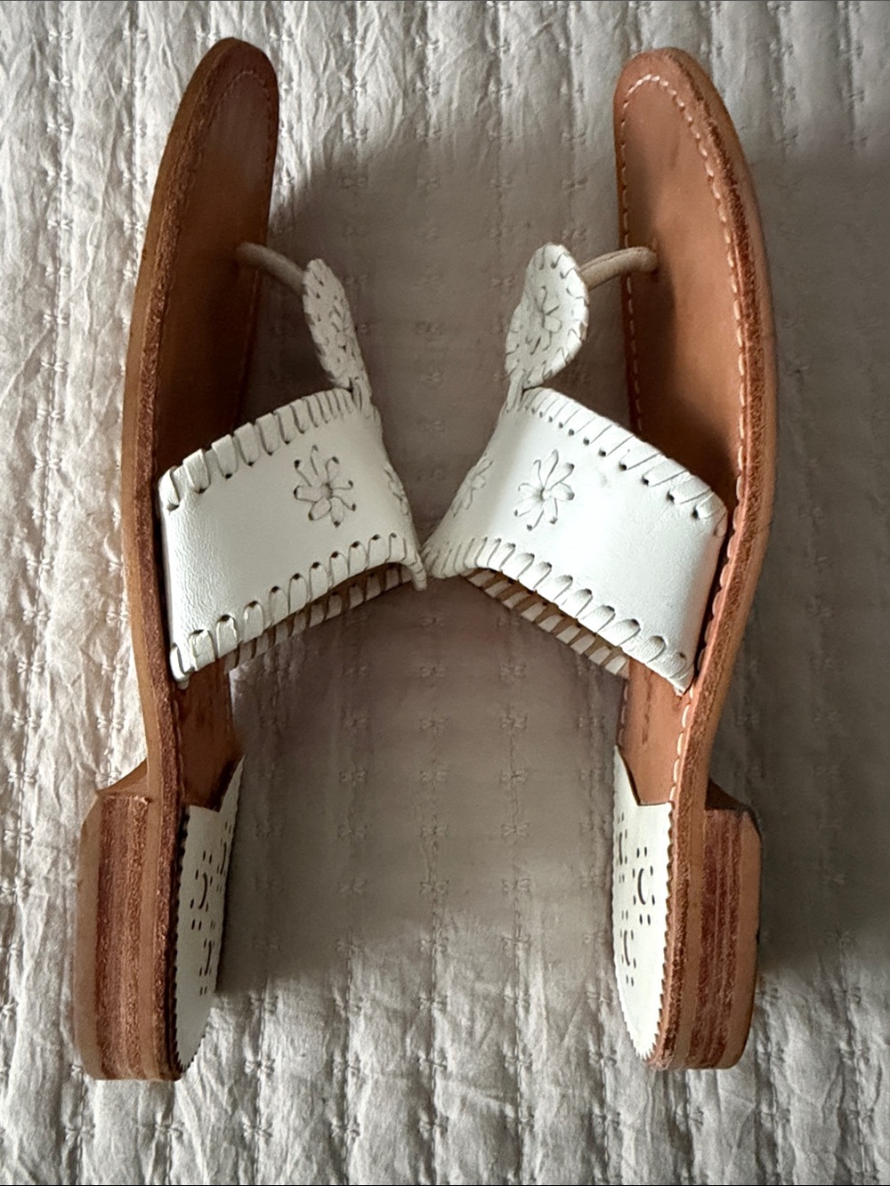 Jack Rogers Iconic White Leather Toe-Post Sandals 9 ❤️ - Picture 6 of 7